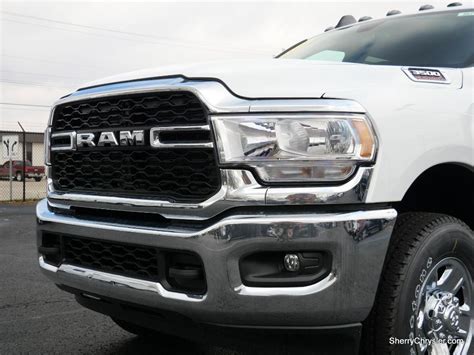 2022 ram 3500 srw.
